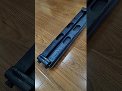 کلیپ لاستیکی و فولادی بر روی پد های لاستیکی 175-600HD برای ماشین آلات حفاری