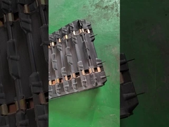 مسیر لاستیکی ماشین برفی