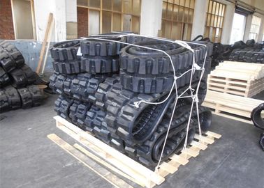 مسیر لاستیکی 350 × 52.5 × 104 برای ماشین حفاری Takeuchi Tb035