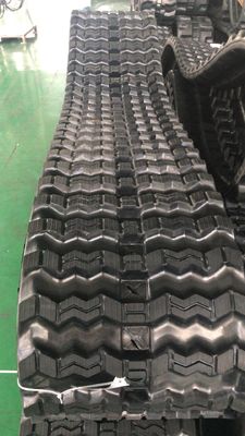 320x86x55/400x86x55/450x86x55 الگوی زیگ زگ اسکید استیر بارگیری قطب لاستیکی