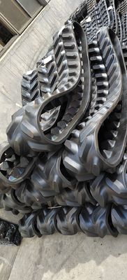 مسیر لاستیکی 300x127x32 تراکتور با کیفیت بالا مسیر لاستیکی سفارشی