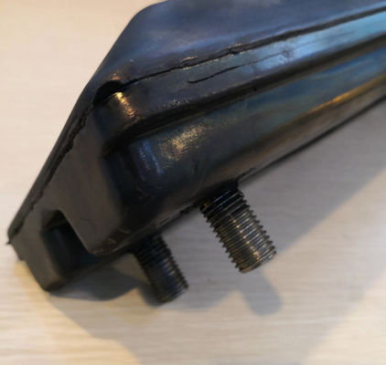 پد های لاستیکی بیل مکانیکی بیل M16 به عرض 500 میلی متر
